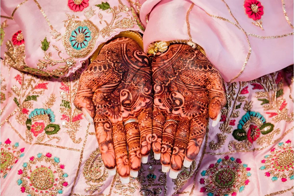 Hindu bride mehndi detail